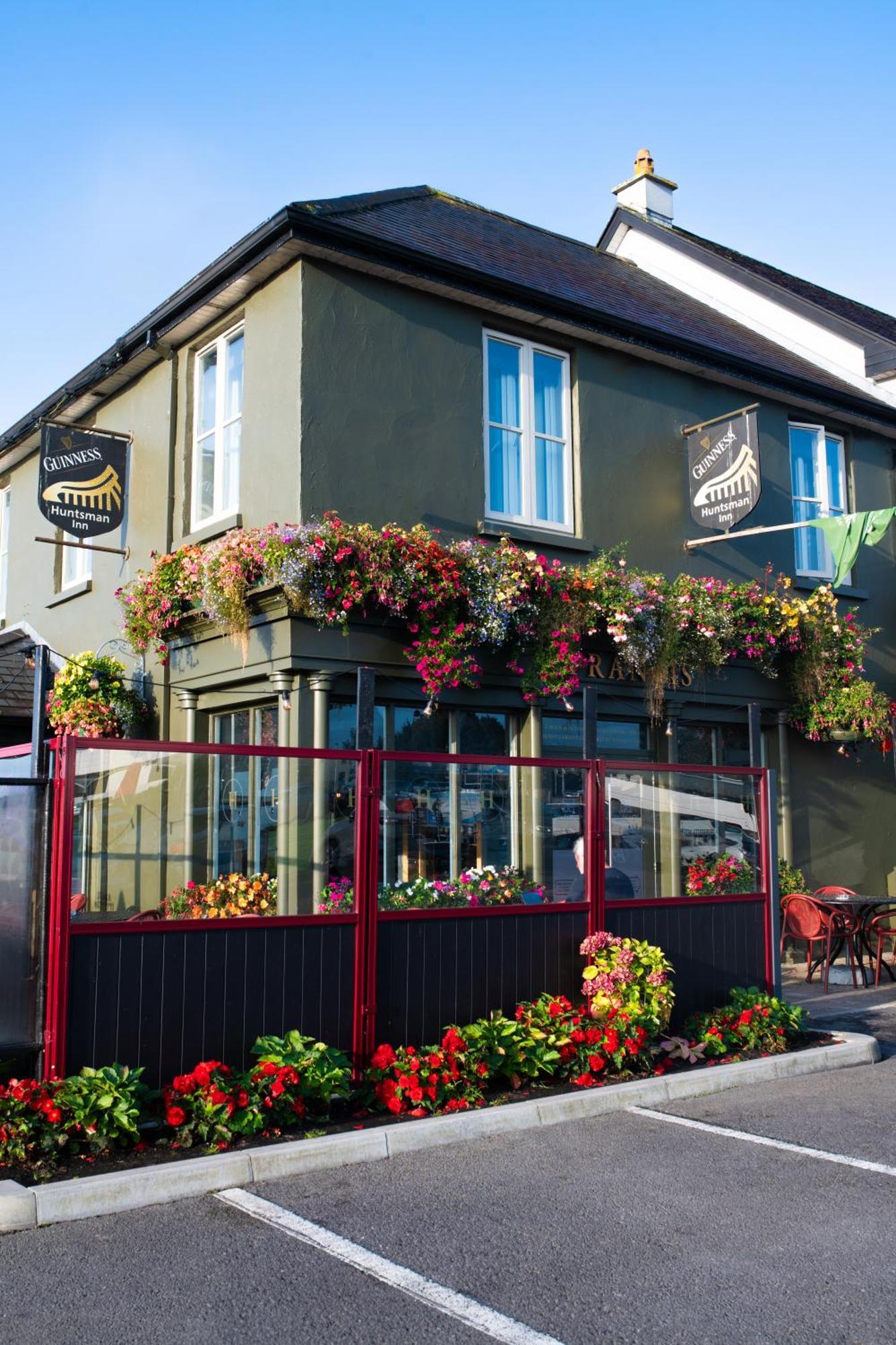 The Huntsman Inn Galway Exterior photo