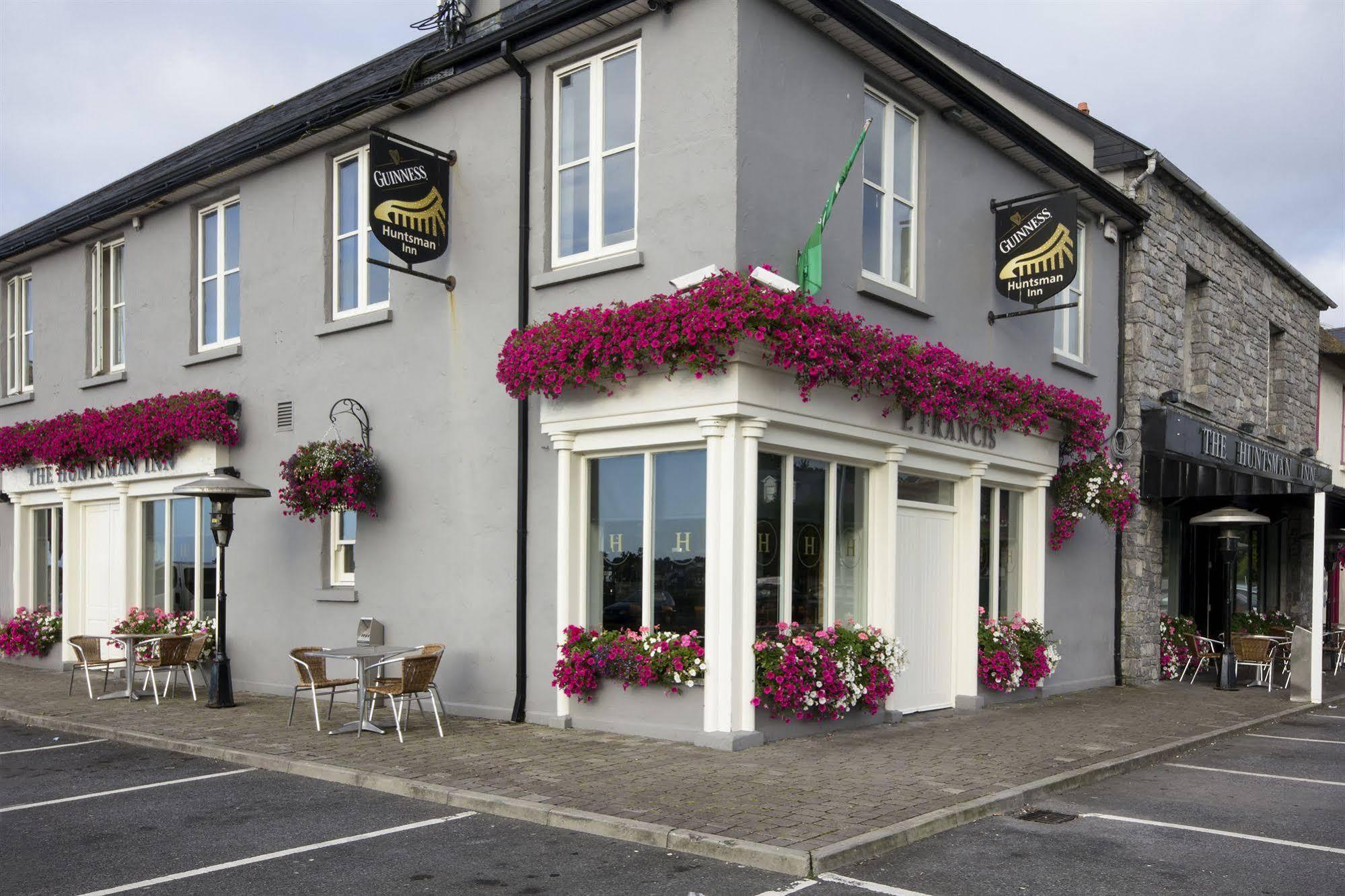 The Huntsman Inn Galway Exterior photo